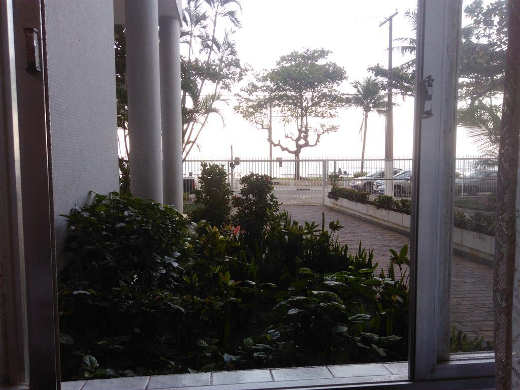 Апартаменты Apartamento No Guaruja - Praia Das Pitangueiras Экстерьер фото
